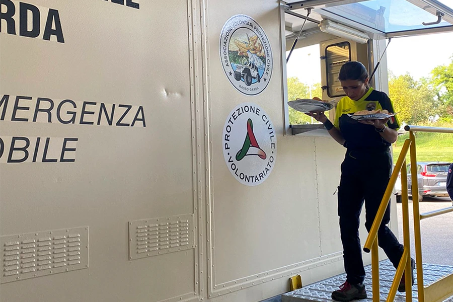 zato protezione civile basso garda cucina mobile